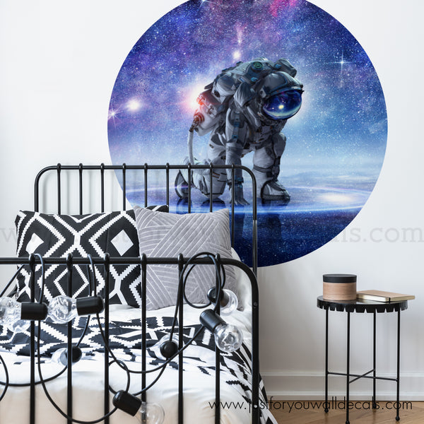 astronaut wall decal